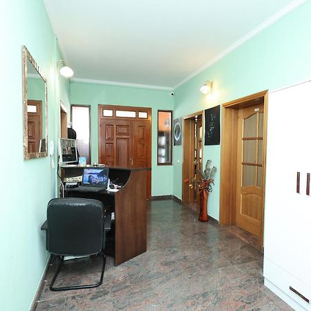 Hostel Osho Tiranë Ngoại thất bức ảnh