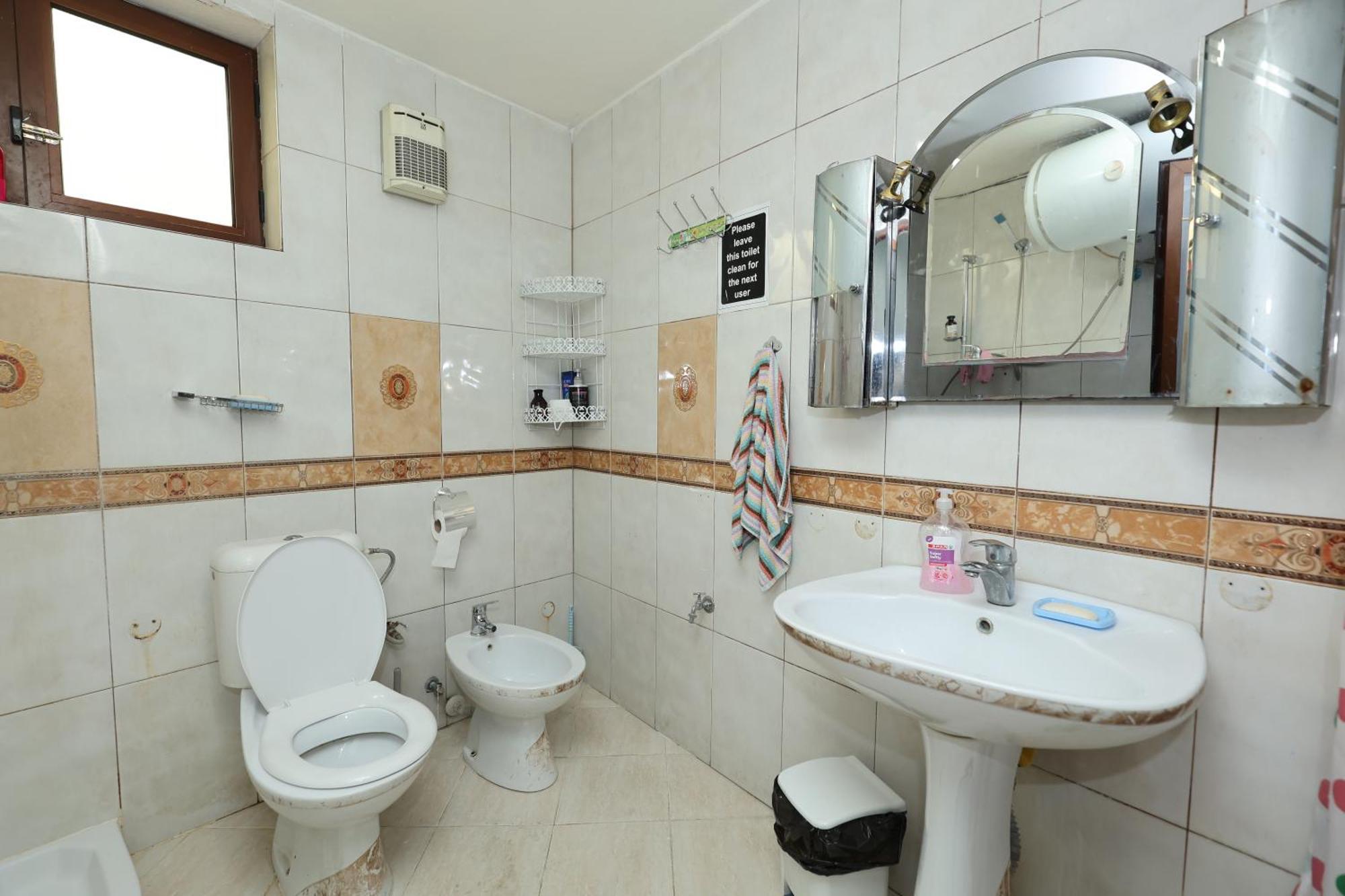 Hostel Osho Tiranë Ngoại thất bức ảnh