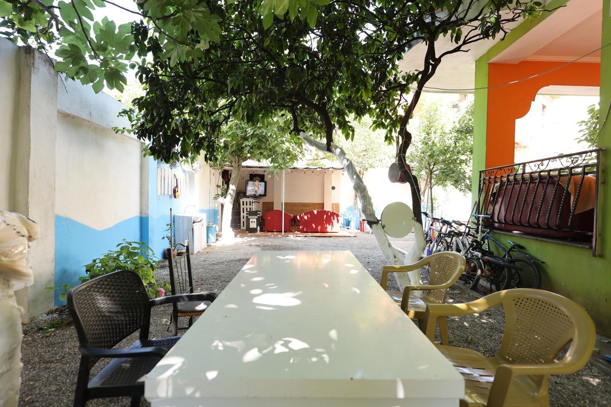 Hostel Osho Tiranë Ngoại thất bức ảnh