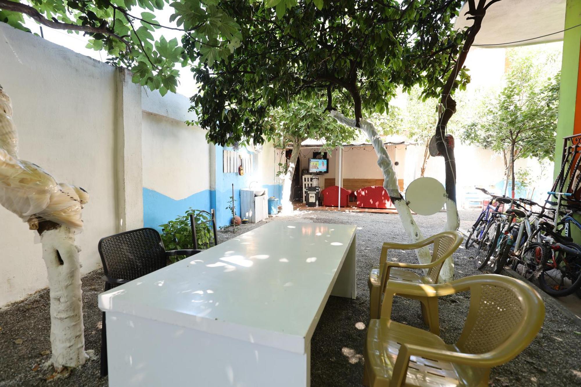 Hostel Osho Tiranë Ngoại thất bức ảnh