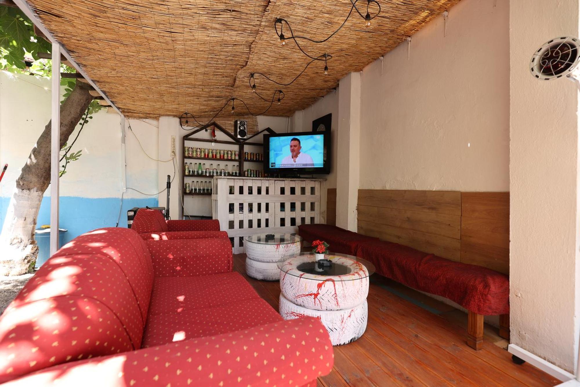 Hostel Osho Tiranë Ngoại thất bức ảnh