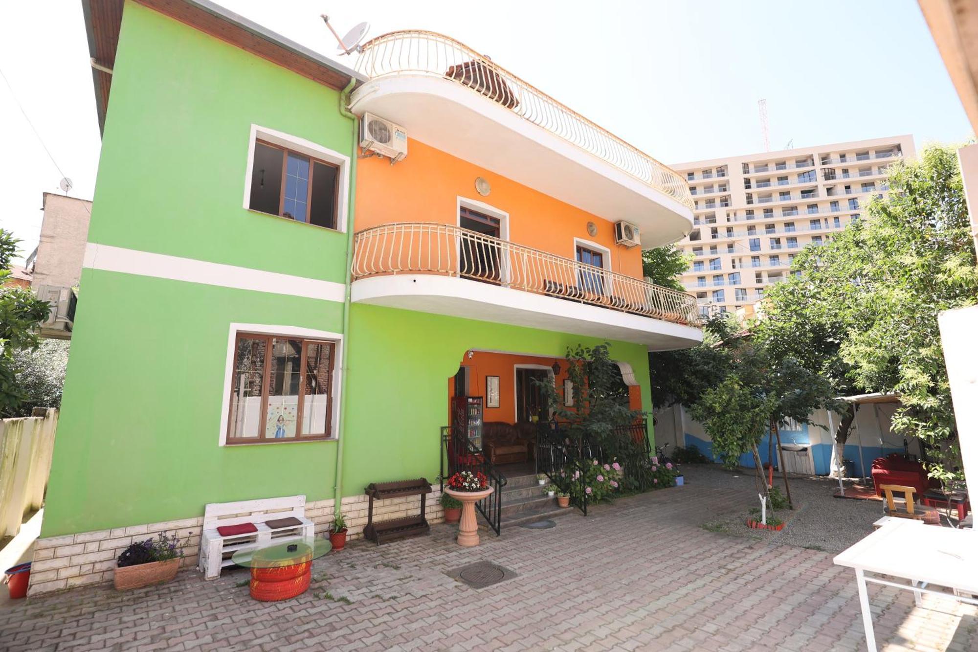 Hostel Osho Tiranë Ngoại thất bức ảnh