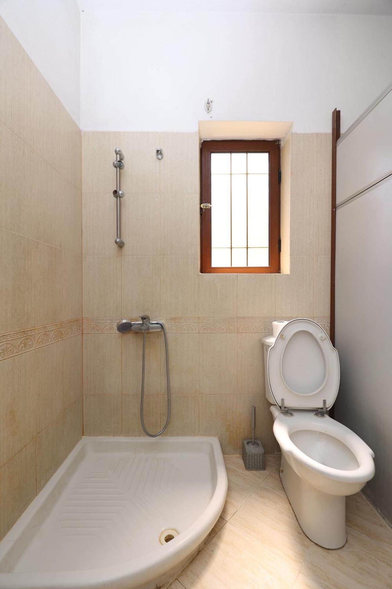 Hostel Osho Tiranë Ngoại thất bức ảnh