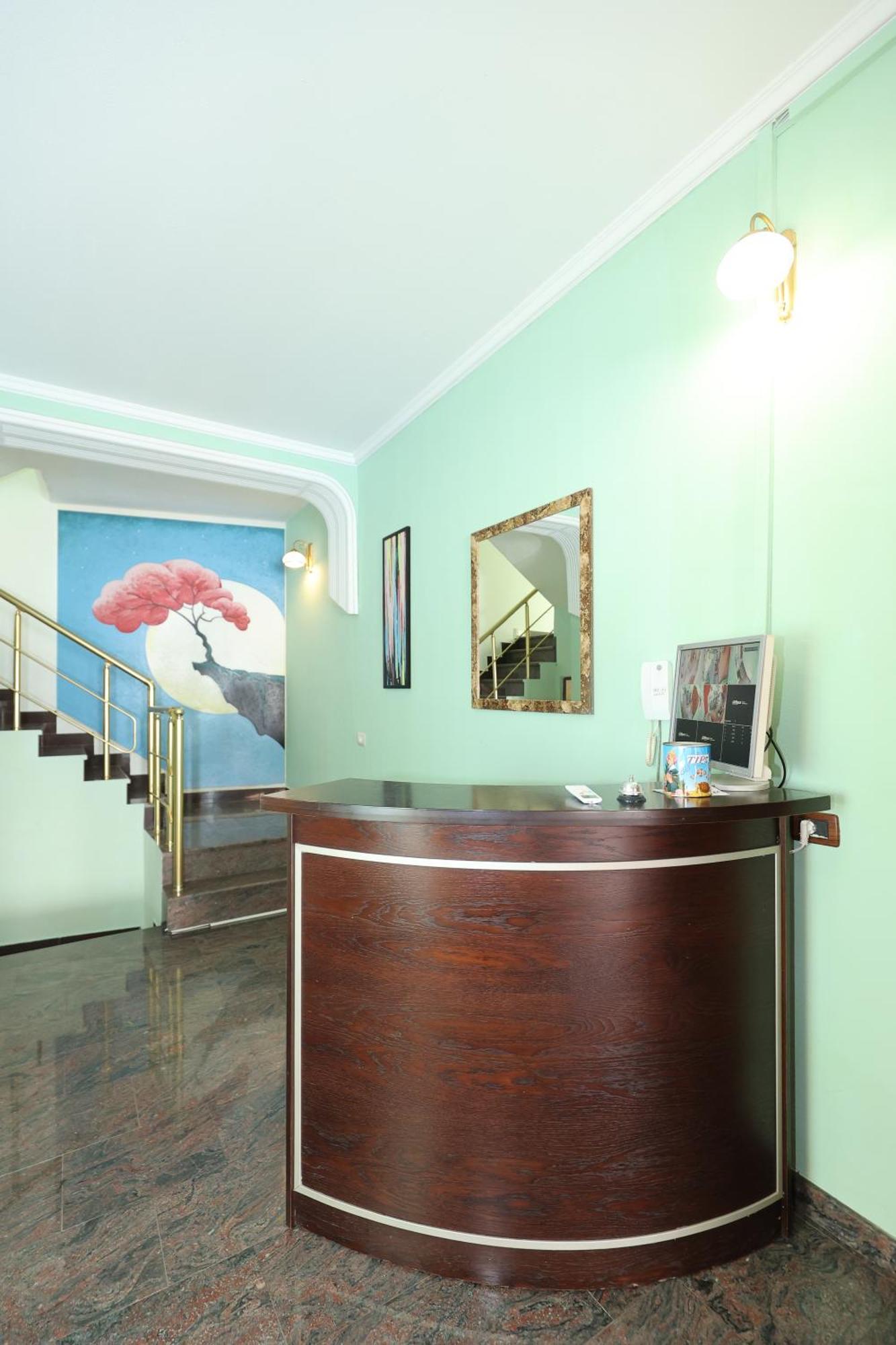 Hostel Osho Tiranë Ngoại thất bức ảnh