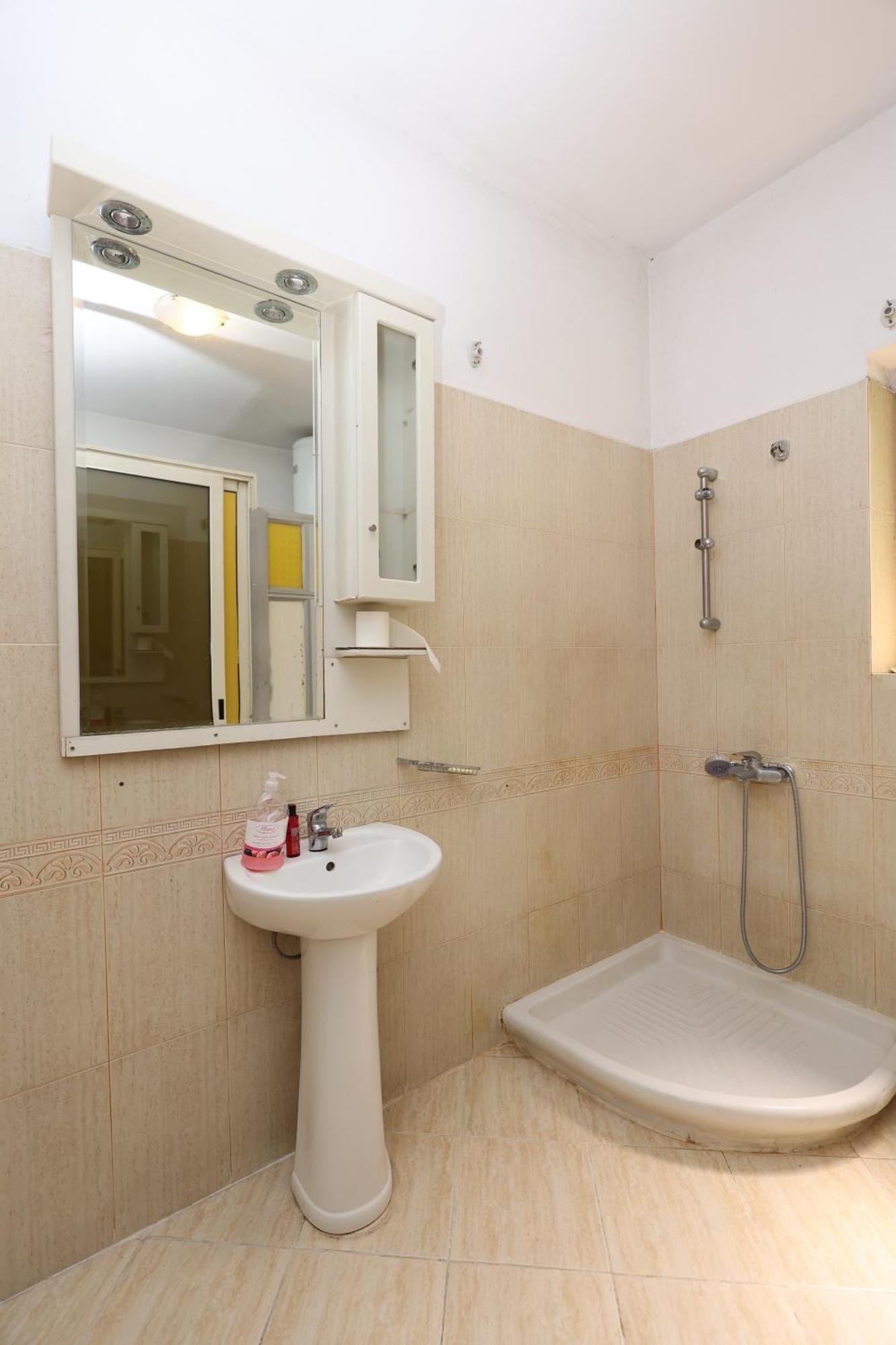 Hostel Osho Tiranë Ngoại thất bức ảnh