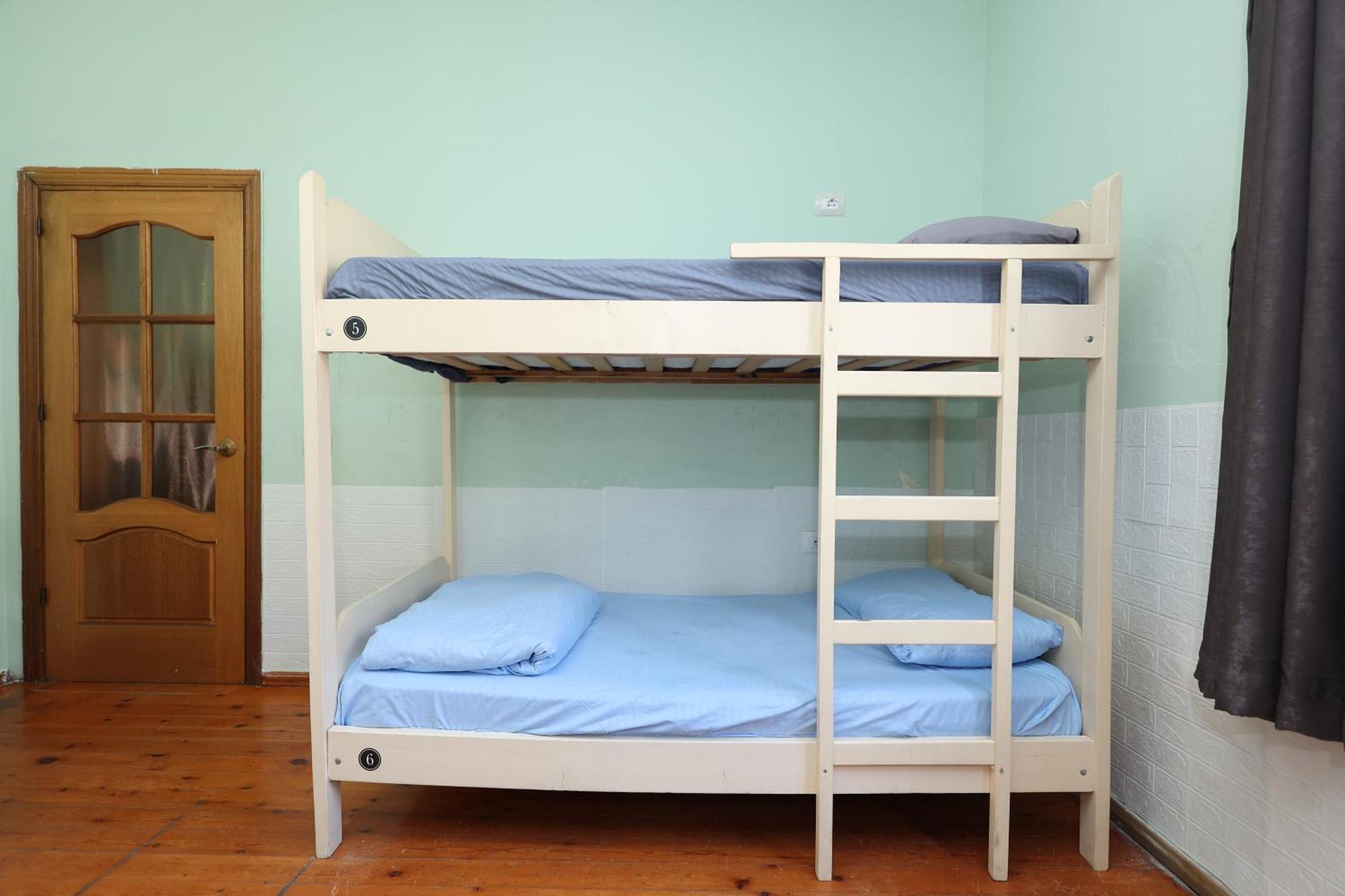 Hostel Osho Tiranë Ngoại thất bức ảnh
