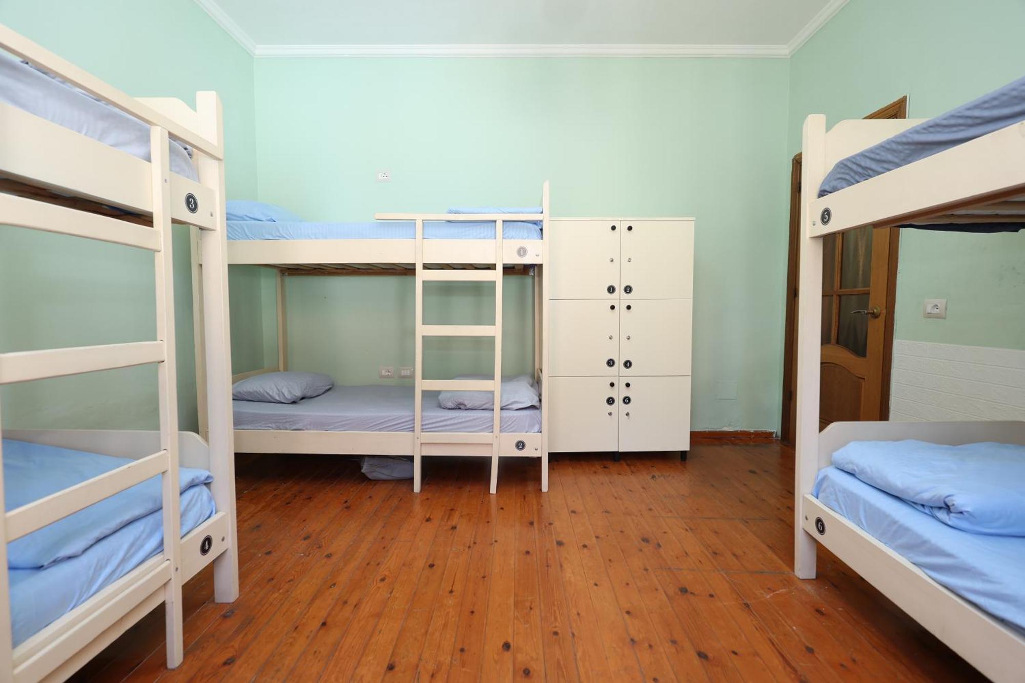 Hostel Osho Tiranë Ngoại thất bức ảnh