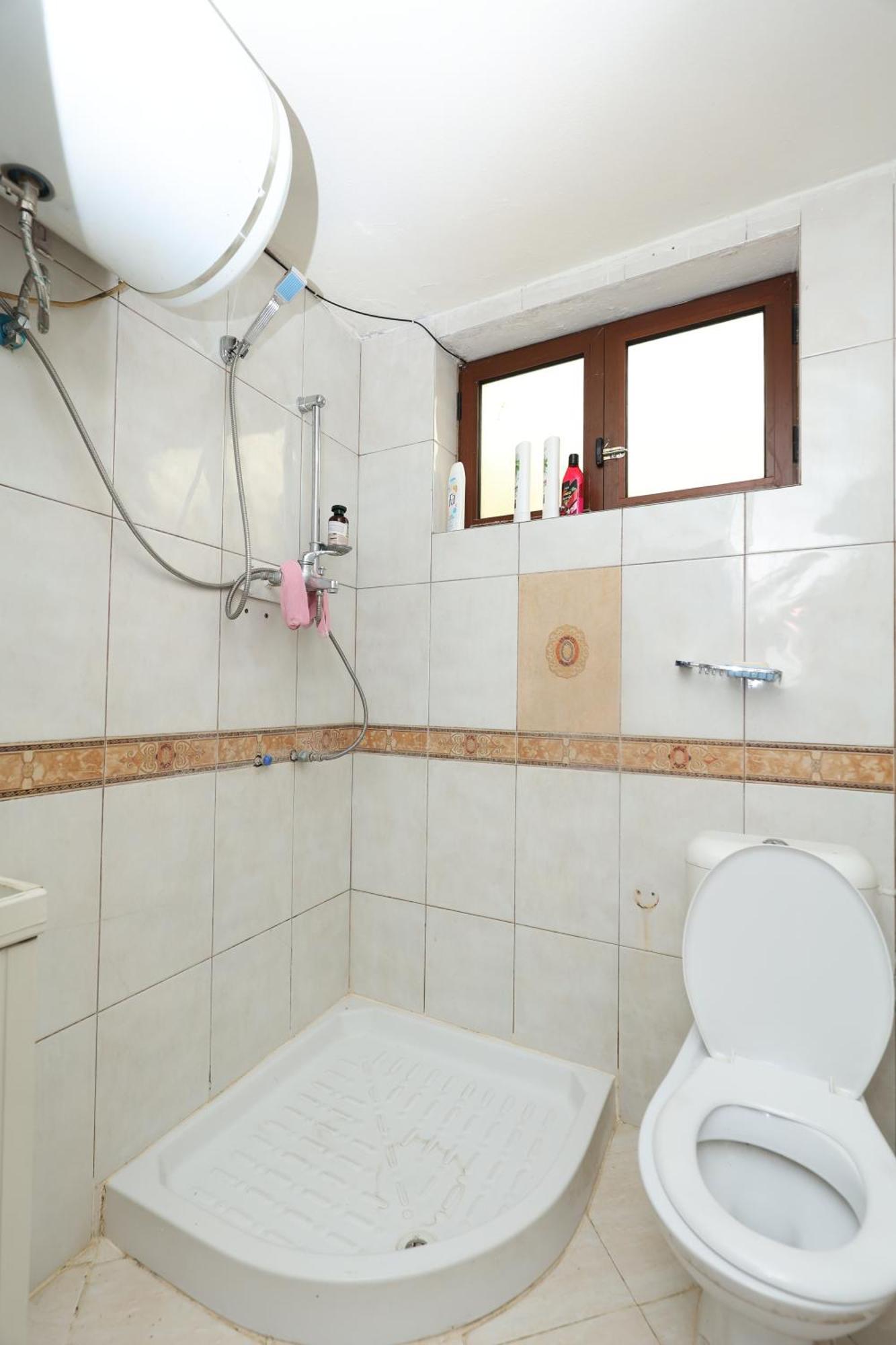 Hostel Osho Tiranë Ngoại thất bức ảnh